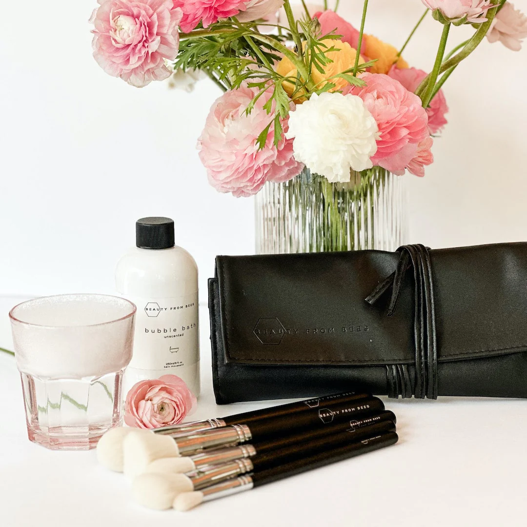 7-Piece Makeup Brush Roll - Image 8