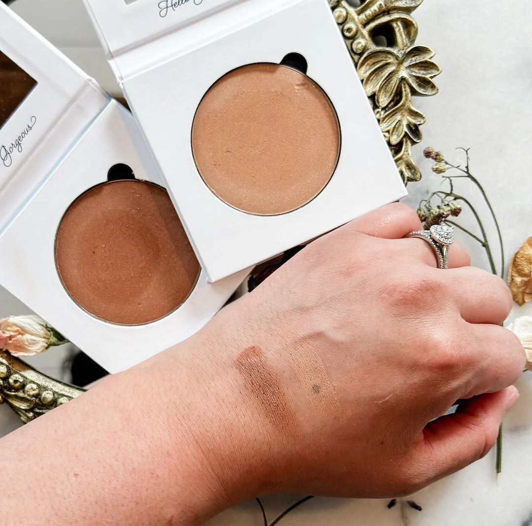 Bronzer - Image 10