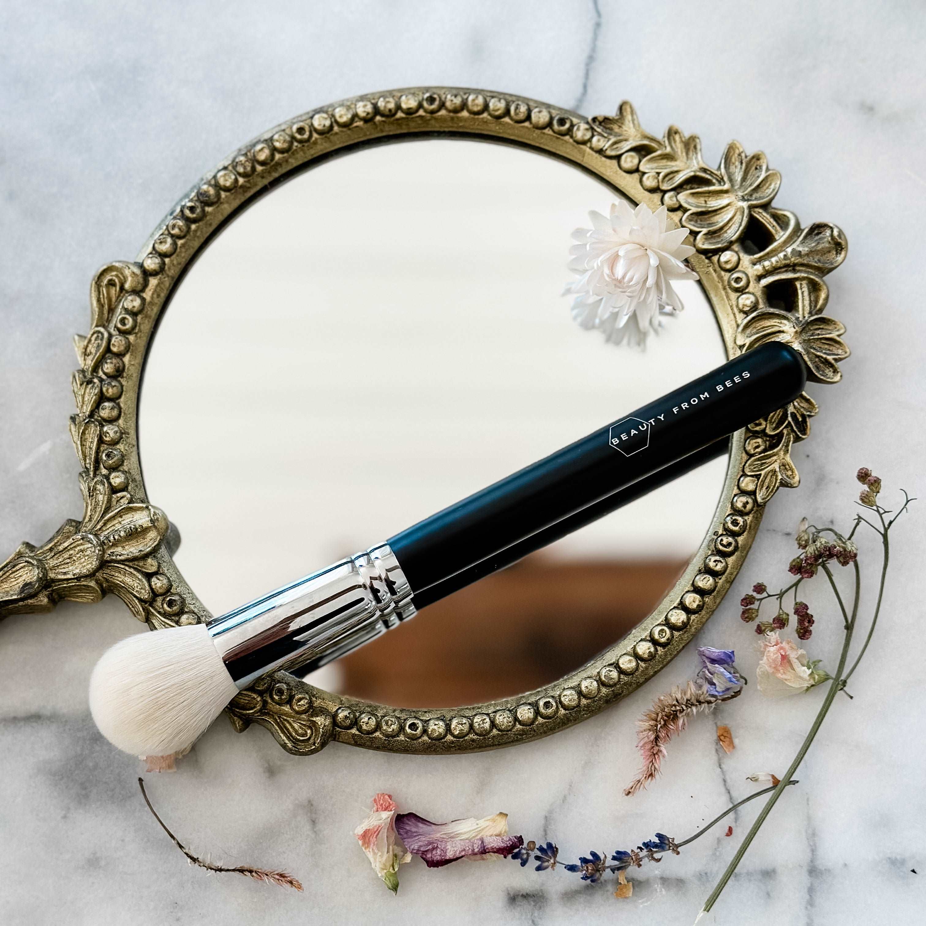 Dome Powder Brush - Image 4
