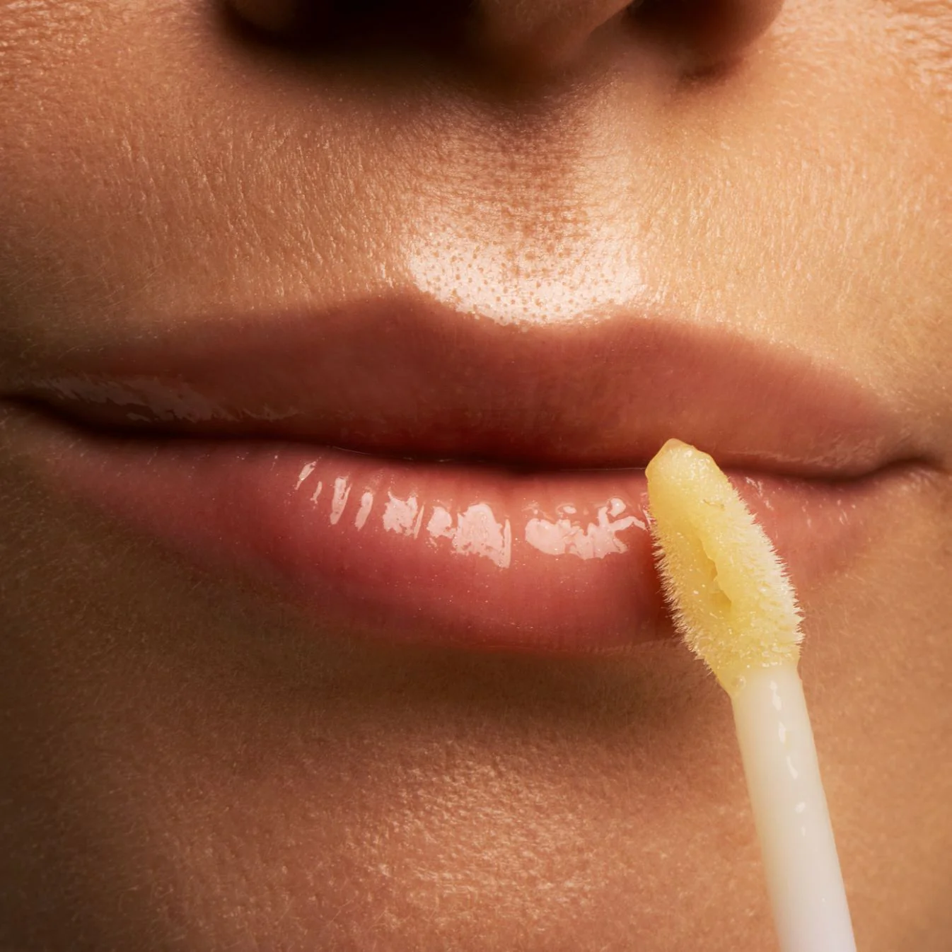 Lip Serum - Image 4